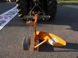 single furrow plough with wheel for narrow tractors dp 35
