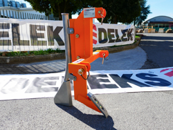 single tyne ripper for traktors like kubota mod dr 30