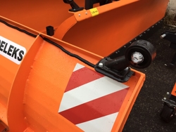 snowplough for telehandlers merlo ssh 04 3 0 merlo