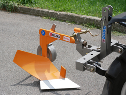 single plough for tractors like kubota or iseki dp 16