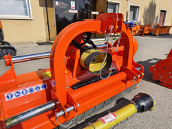 adjustable sideshift flail mower for 60 100hp tractors shredder mulcher cervo 180