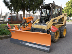 snow plow for up to 3 0 ton skid steer loaders ln 200 m REFURBISHED 9