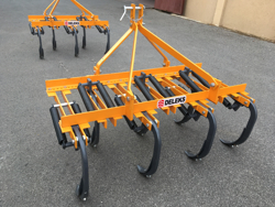 cultivateur 7 dents pour tracteur largeur 140cm pour préparation du sol mod de 140 7