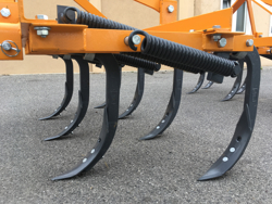 cultivateur 7 dents pour tracteur largeur 140cm pour préparation du sol mod de 140 7