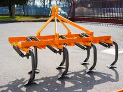 cultivateur déchaumeur à 7 dents largeur de travail 140cm equipé de dents d oie mod de 140 7 v