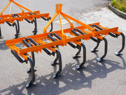 cultivateur à ressorts 215cm pour tracteur préparation de la terre mod de 215 9 v