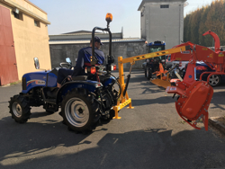 grue hydraulique pour micro tracteurs comme kubota iseki mod el 200