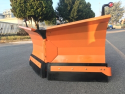 lame à neige étrave pour chargeurs compacts lnv 180 m
