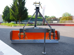 lame niveleuse 150cm pour attelage 3 points tracteur modèle dl 150
