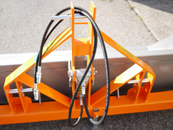 godet de 180cm hydraulique pour tracteur avec attelage 3 points standart mod pri 180 h