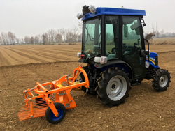 arracheuse de pommes de terre pour tracteur modèle dpt 120