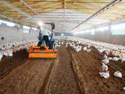 rotovator mélangeur de litière pour tracteur pavo 140