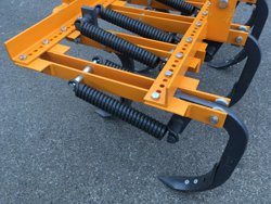 cultivateur 7 dents pour tracteur largeur 169cm pour préparation du sol mod de 165 7