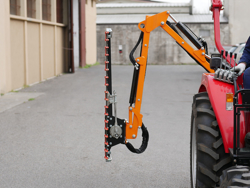 epareuse hydraulique pour tracteur avec broyeur ou taille haie mod airone 130 tr