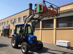 lève palettes pour tracteur d 700 e