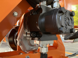 epareuse hydraulique pour tracteur avec broyeur ou taille haie mod airone 100