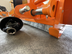 broyeur à marteaux pour tracteur fruitier mod jaguar 170