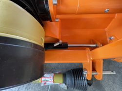 broyeur à marteaux pour tracteur fruitier mod jaguar 170