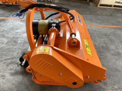 broyeur à marteaux pour tracteur fruitier mod jaguar 170