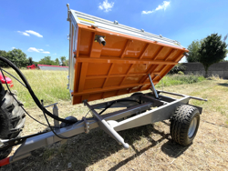 remorque tri benne agricole pour tracteur 2 tonnes modèle rm 14 t3