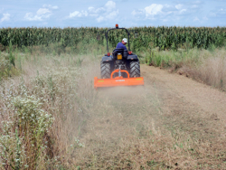 broyeur à marteaux polyvalent tigre 180 pour tracteur