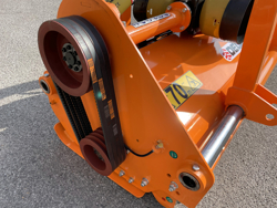broyeur à marteaux déportable hydraulique pour tracteur mod grizzly 180
