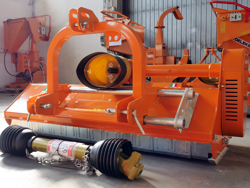 broyeur à marteaux déportable lynx sp120 pour kubota iseki solis