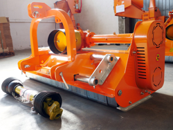 broyeur à marteaux fléaux lynx sp140 déportable pour verger et sarments