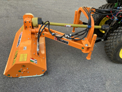 broyeur d accotement à marteaux léger pour tracteur mod volpe 120