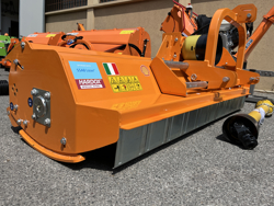 broyeur déportable hydraulique à marteaux pour tracteur mod leopard 180 sph