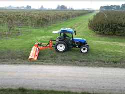 broyeur d accotement latéral dragon 220 à marteaux pour tracteur