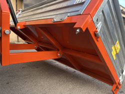 bennette de transport basculante pour tracteur mod t 1400 h