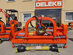 broyeur à marteaux déportable lourd pour tracteur mod cervo 160