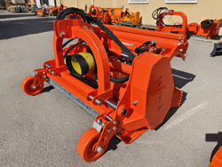 broyeur à marteaux déportable lourd pour tracteur mod gorilla 150