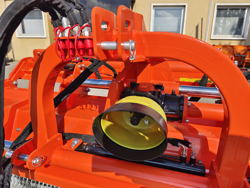 broyeur à marteaux déportable lourd pour tracteur mod gorilla 200