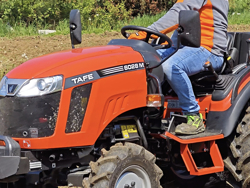 tracteur tafe 6028