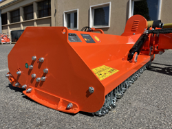broyeur d accotement giraffa130 pour tracteur fruitier deleks