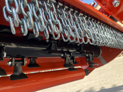broyeur d accotement giraffa150 pour tracteur fruitier deleks