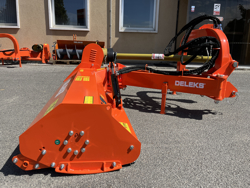 broyeur d accotement giraffa150 pour tracteur fruitier deleks