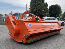 broyeur à marteaux déportable tigre 200 pour herbe et sarments