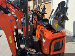 mini pelle 1 tonne m120