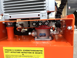 epareuse hydraulique pour tracteur avec broyeur ou taille haie mod merlo