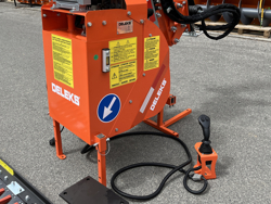 epareuse hydraulique pour tracteur avec broyeur ou taille haie mod merlo