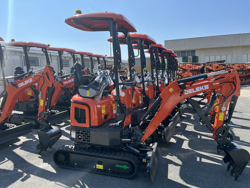 mini pelle 1 tonne m120