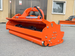 broyeur à marteaux déportable hydraulique pour tracteur mod cervo 180